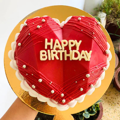 luscious red velvet cake